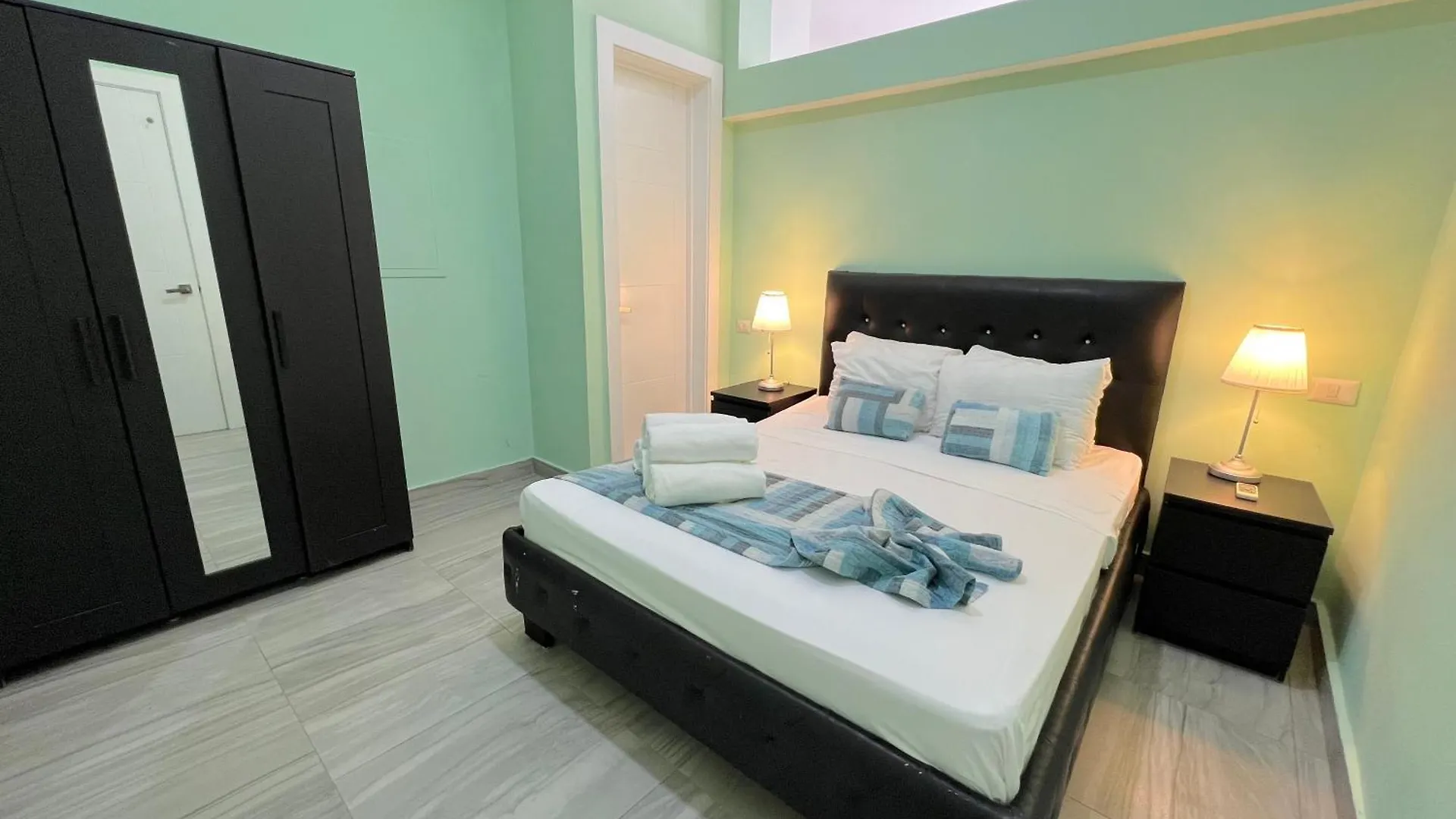 Vacation Suites With Rooftop Pool, Spa, Restaurants - Playa Los Corales Punta Cana